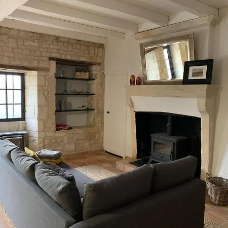 Appartement Des Abeilles - Cosy, Rural & Tranquil With Shared Pool